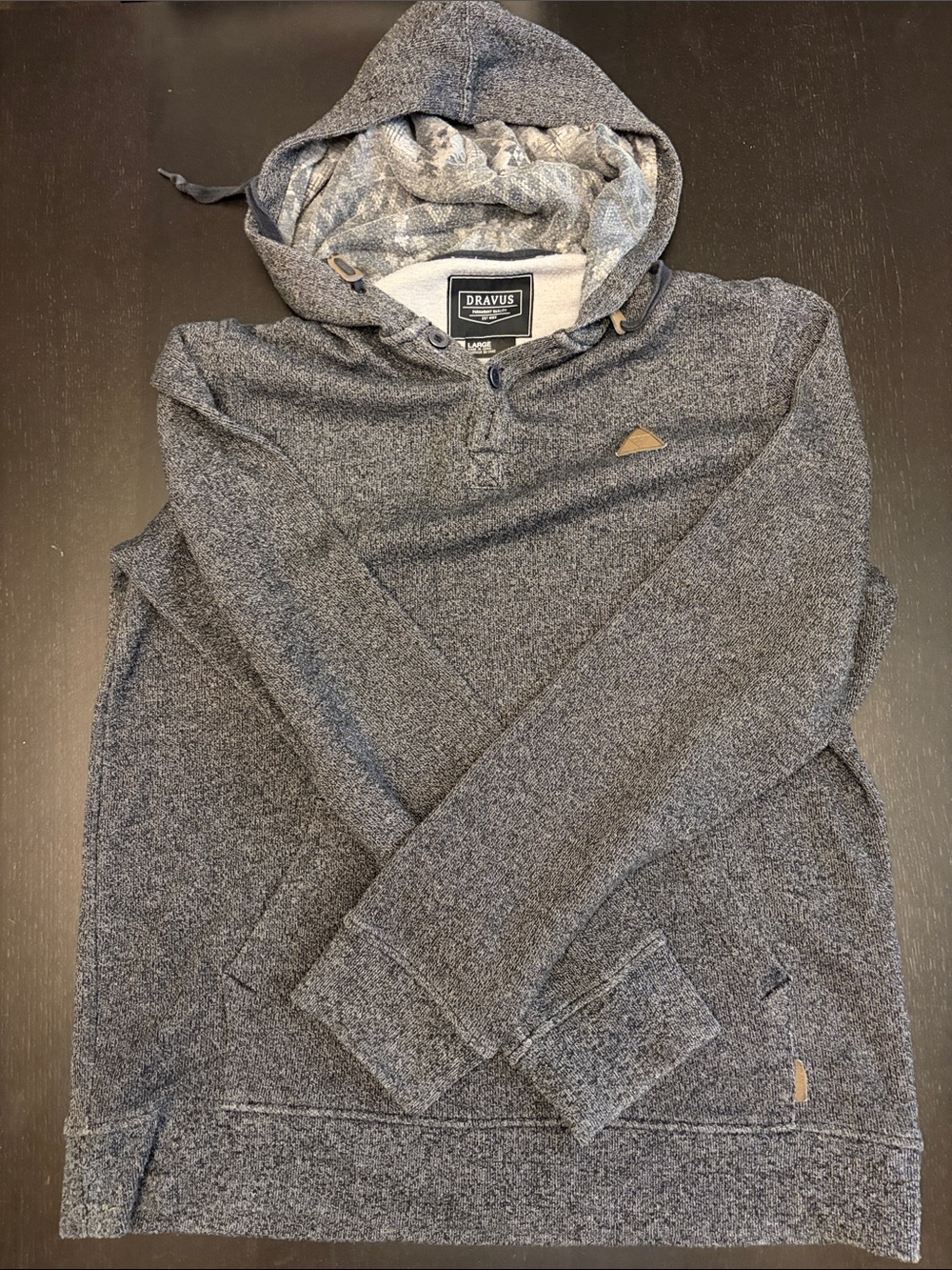 Dravus Men’s Hoodie Size L